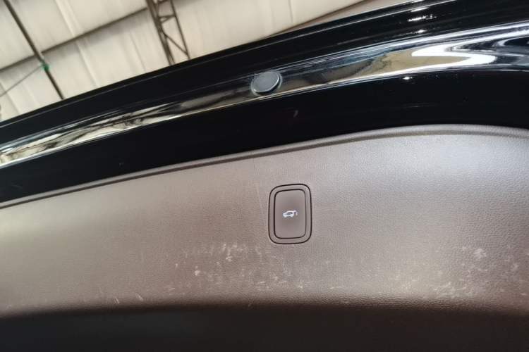Used Hima AITO M7 2024 1.5T Rear-Drive Plus Version 6 Seats Trunk
