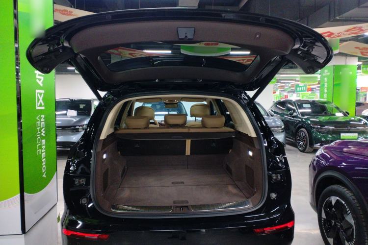 Used Hima AITO M7 2024 1.5T Rear-Drive Plus Version 5 Seats Trunk