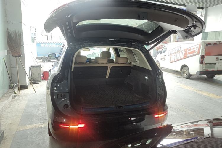 Used Hima AITO M7 2024 1.5T Intelligent Driving 4WD Max Edition 5 Seats Trunk