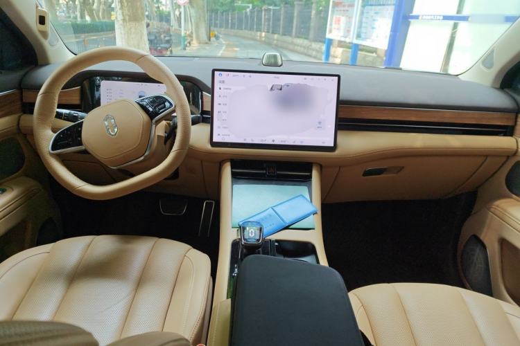 Used Hima AITO M7 2024 1.5T Intelligent Driving Rear-Drive Max Edition 5 Seats Center Console