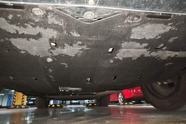 Used Hima AITO M7  Chassis Front