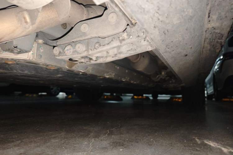 Used Hima AITO M7 2024 1.5T Intelligent Drive 4WD Ultra Version 5 Seats Chassis Front Left
