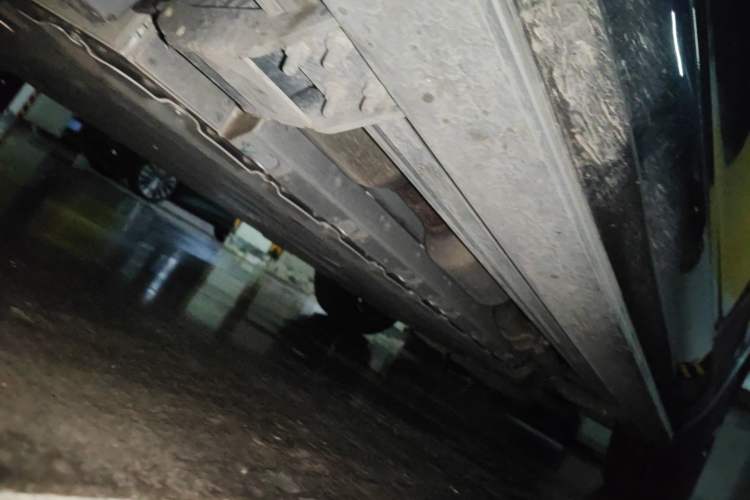 Used Hima AITO M7 2024 1.5T Intelligent Drive 4WD Ultra Version 5 Seats Chassis Front Left