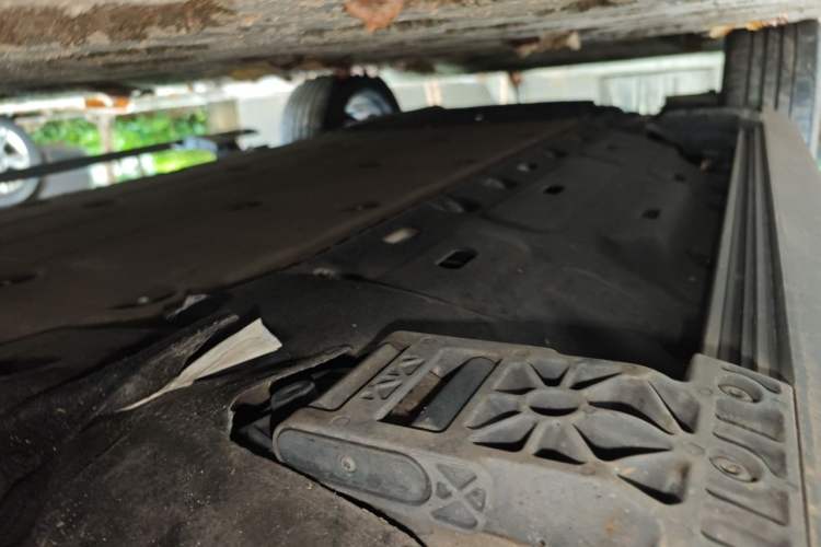 Used Hima AITO M7 2024 1.5T Intelligent Drive Rear-Drive Ultra Version 5 Seats Chassis Front Right
