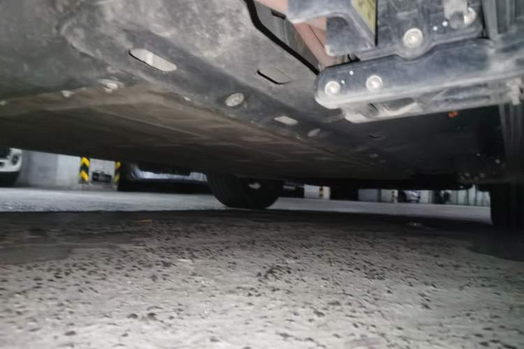 Used Hima AITO M7 2024 1.5T Intelligent Drive 4WD Ultra Version 5 Seats Chassis Rear Right