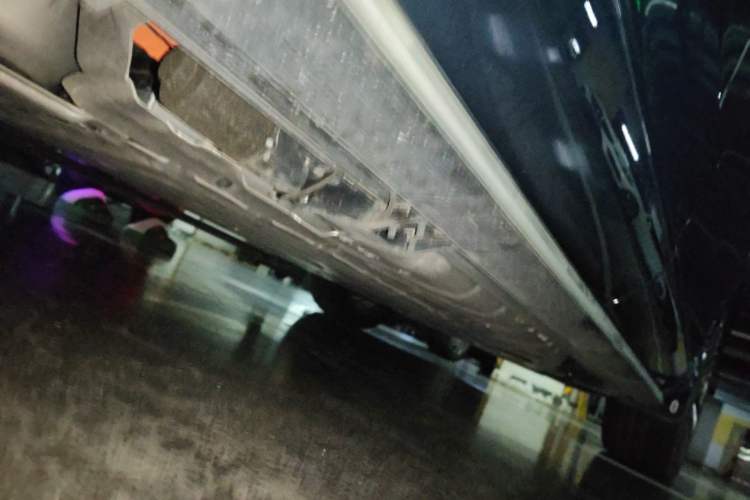 Used Hima AITO M7 2024 1.5T Intelligent Drive 4WD Ultra Version 5 Seats Chassis Rear Right