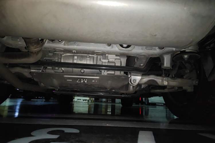 Used Hima AITO M7 2024 1.5T Intelligent Drive 4WD Ultra Version 5 Seats Chassis Rear