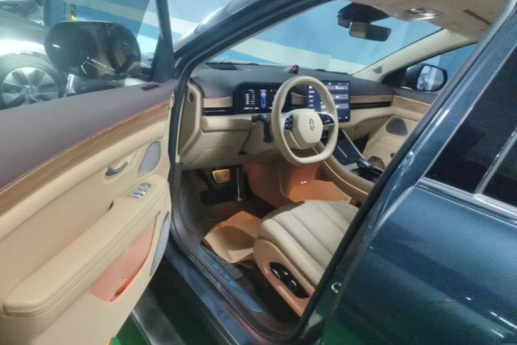 Used Hima AITO M7 2024 1.5T Intelligent Drive Rear-Drive Ultra Version 5 Seats Driver Seat