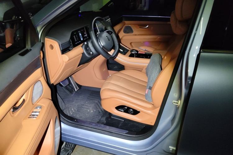 Used Hima AITO M7 2024 1.5T Intelligent Driving Rear-Drive Ultra Version 6 Seats Driver Seat