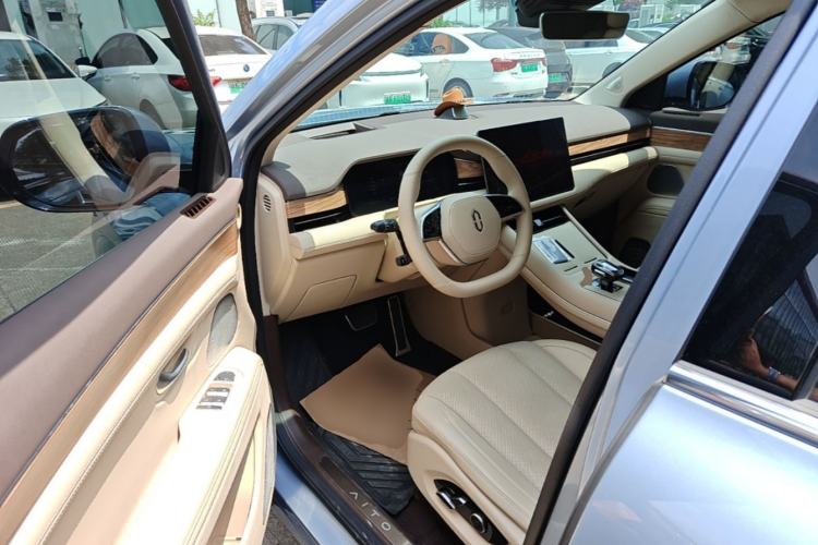 Used Hima AITO M7 2024 1.5T Rear-Drive Plus Version 5 Seats Driver Seat