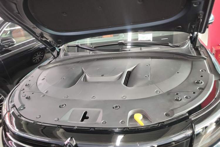 Used Hima AITO M7 2024 1.5T Intelligent Driving Rear-Drive Pro Version 5 Seats Engine Bay