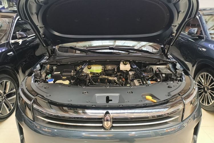 Used Hima AITO M7 2024 1.5T Intelligent Driving Rear-Drive Pro Version 5 Seats Ternary Lithium Battery Engine Bay