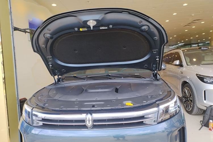 Used Hima AITO M7 2024 1.5T Intelligent Driving 4WD Ultra Version 6 Seats Engine Bay