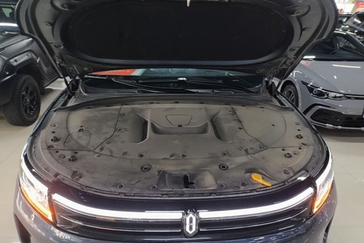 Used Hima AITO M7 2024 1.5T Four-Wheel Drive Plus Version 5 Seats Engine Bay