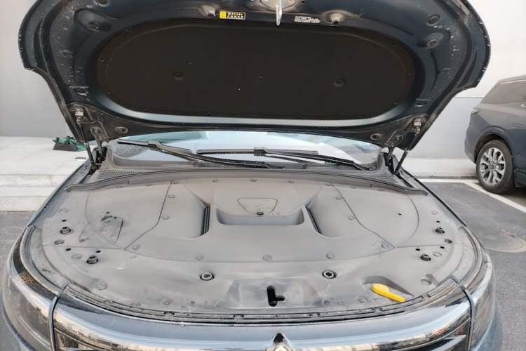 Used Hima AITO M7 2024 1.5T Intelligent Drive 4WD Ultra Version 5 Seats Engine Bay
