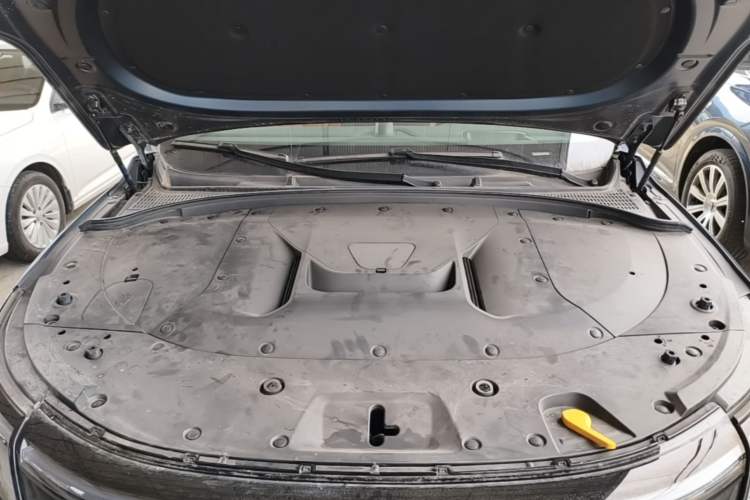 Used Hima AITO M7 2024 1.5T Rear-Drive Plus Version 5 Seats Engine Bay