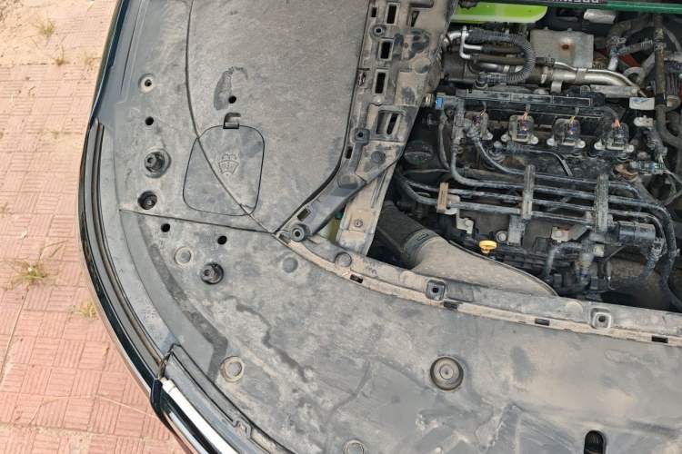 Used Hima AITO M7 2024 1.5T Intelligent Drive Rear-Drive Ultra Version 5 Seats Engine Bay Right