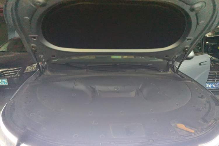 Used Hima AITO M7 2024 1.5T Rear-Drive Plus Version 5 Seats Engine Bay