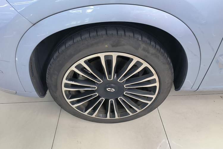 Used Hima AITO M7 2024 1.5T Intelligent Drive Rear-Drive Ultra Version 5 Seats Exterior 4