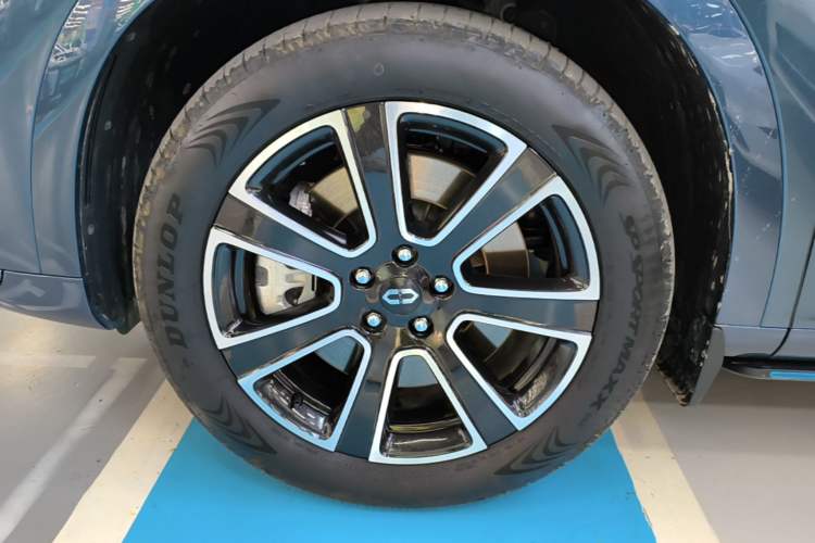 Used Hima AITO M7 2024 1.5T Intelligent Drive 4WD Ultra Version 5 Seats Exterior 4