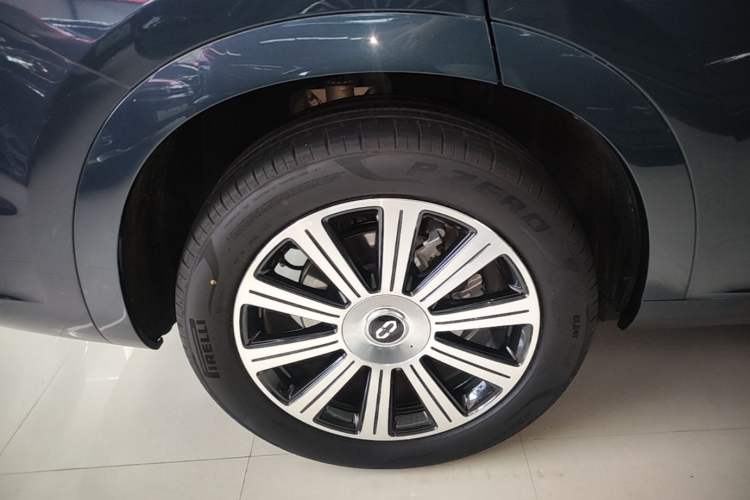 Used Hima AITO M7 2024 1.5T Intelligent Driving Rear-Drive Pro Version 5 Seats Exterior 5
