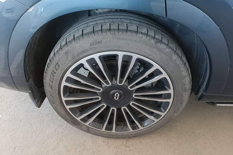 Used Hima AITO M7 2024 1.5T Intelligent Driving 4WD Pro Edition 5 Seats Exterior 5