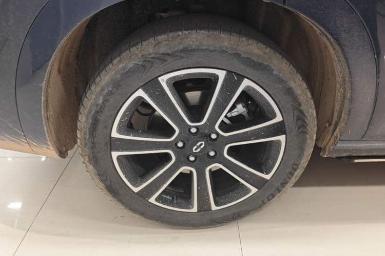 Used Hima AITO M7 2024 1.5T Intelligent Driving 4WD Ultra Version 6 Seats Exterior 5