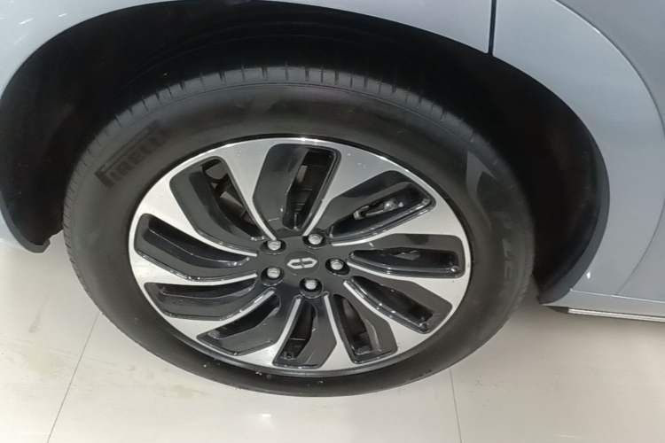 Used Hima AITO M7 2024 1.5T Rear-Drive Plus Version 5 Seats Exterior 5