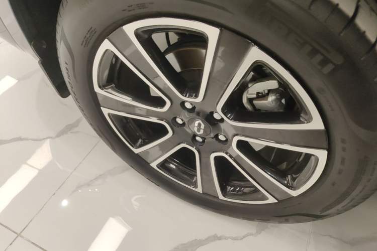 Used Hima AITO M7 2024 1.5T Intelligent Driving Rear-Drive Ultra Version 6 Seats Exterior 5