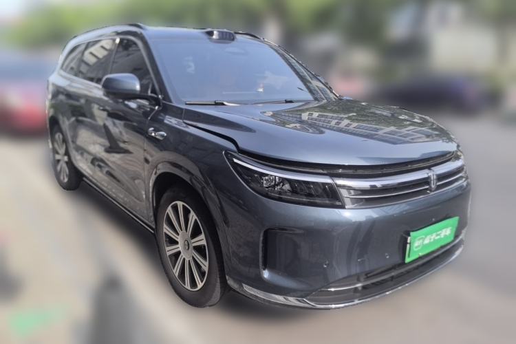 Used Hima AITO M7 2024 1.5T Intelligent Drive Rear-Drive Ultra Version 5 Seats Front Right 45 Deg