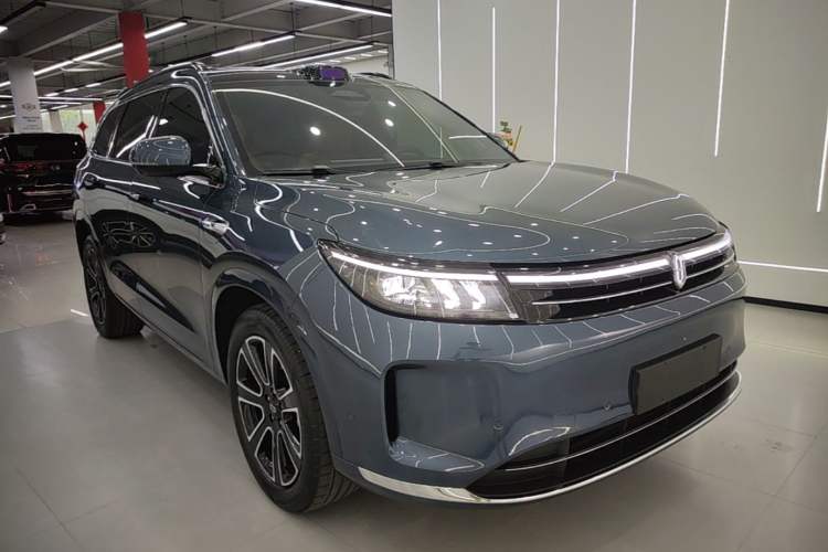 Used Hima AITO M7 2024 1.5T Intelligent Drive Rear-Drive Ultra Version 5 Seats Front Right 45 Deg
