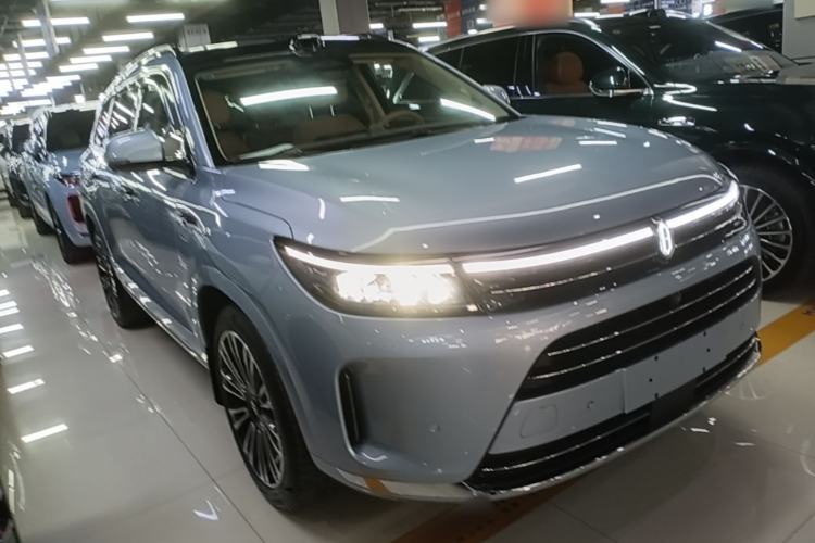 Used Hima AITO M7 2024 1.5T Intelligent Drive 4x4 Max Edition 6 Seats Front Right 45 Deg