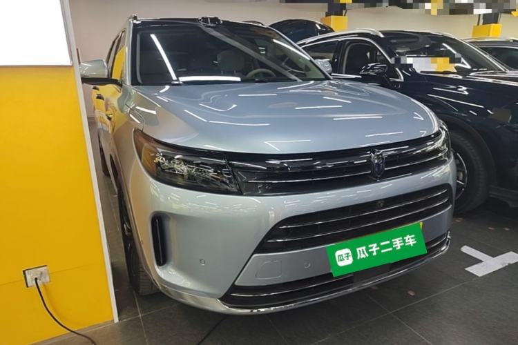 Used Hima AITO M7 2024 1.5T Intelligent Driving 4WD Max Edition 5 Seats Front Right 45 Deg