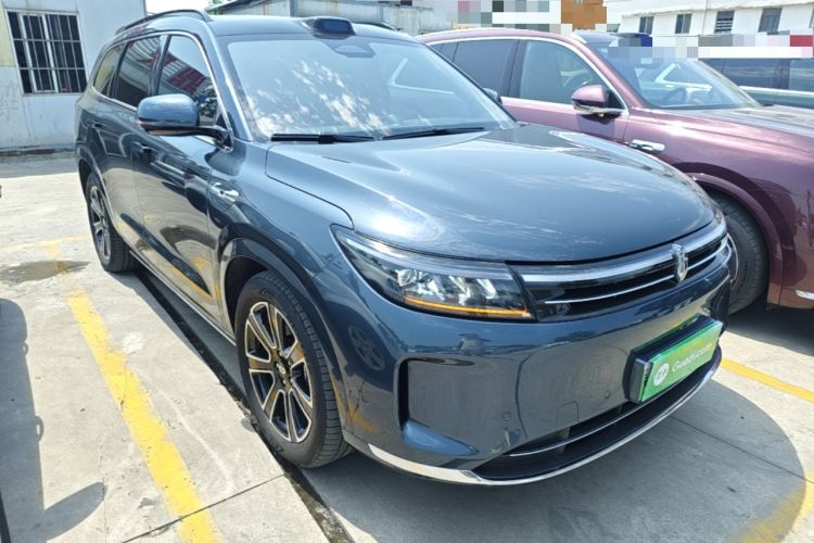 Used Hima AITO M7 2024 1.5T Intelligent Drive Rear-Drive Ultra Version 5 Seats Front Right 45 Deg