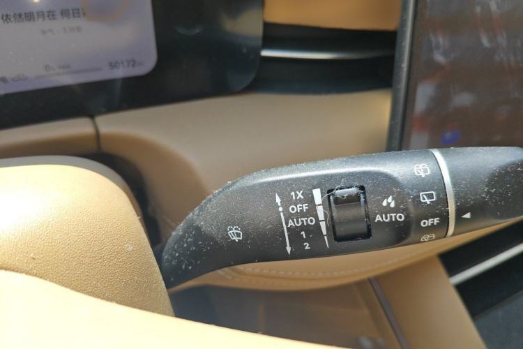 Used Hima AITO M7 2024 1.5T Rear-Drive Plus Version 5 Seats Gear Lever