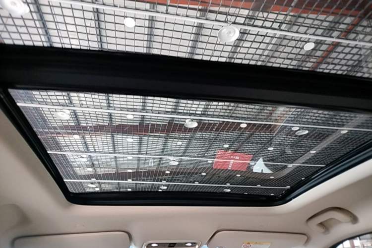 Used Hima AITO M7 2024 1.5T Rear-Drive Plus Version 5 Seats Headliner