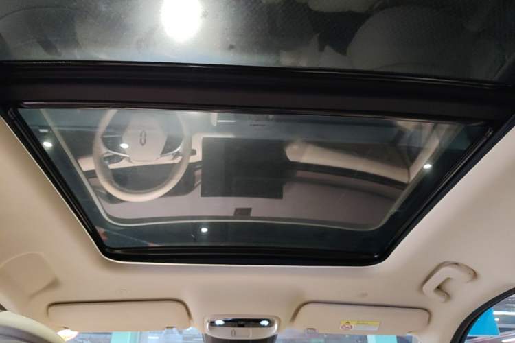 Used Hima AITO M7 2024 1.5T Intelligent Driving Rear-Drive Pro Version 5 Seats Headliner