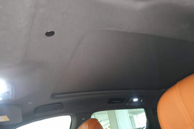 Used Hima AITO M7 2024 1.5T Intelligent Driving 4WD Max Edition 5 Seats Headliner