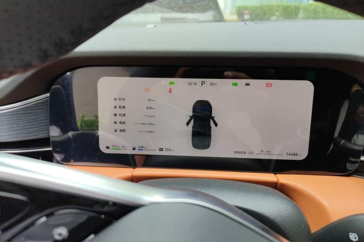 Used Hima AITO M7 2024 1.5T Intelligent Drive Rear-Drive Ultra Version 5 Seats Instrument Cluster