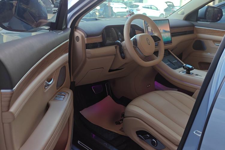Used Hima AITO M7 2024 1.5T Intelligent Driving Rear-Drive Max Edition 5 Seats Interior 3