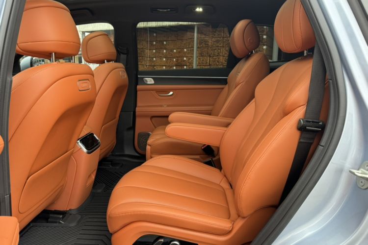 Used Hima AITO M7 2024 1.5T Intelligent Driving Rear-Drive Ultra Version 6 Seats Interior 6