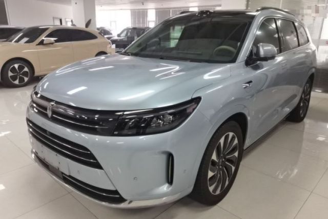 Ojetý Hima AITO M7 2024 1.5T Intelligent Driving Rear-Drive Max Edition 6 Seats