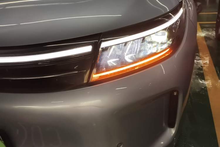 Used Hima AITO M7 2024 1.5T Intelligent Drive Rear-Drive Ultra Version 5 Seats Left Front Headlight