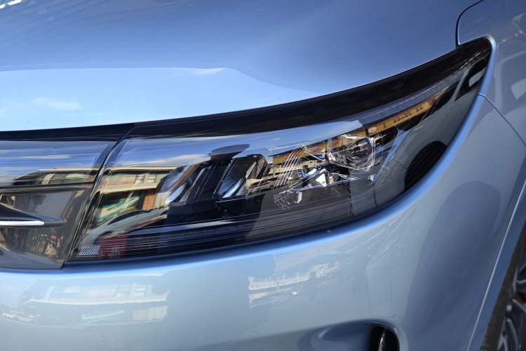 Used Hima AITO M7 2024 1.5T Intelligent Driving Rear-Drive Max Edition 5 Seats Left Front Headlight