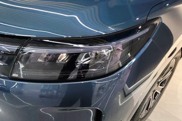 Used Hima AITO M7 2024 1.5T Intelligent Driving 4WD Ultra Version 6 Seats Left Front Headlight