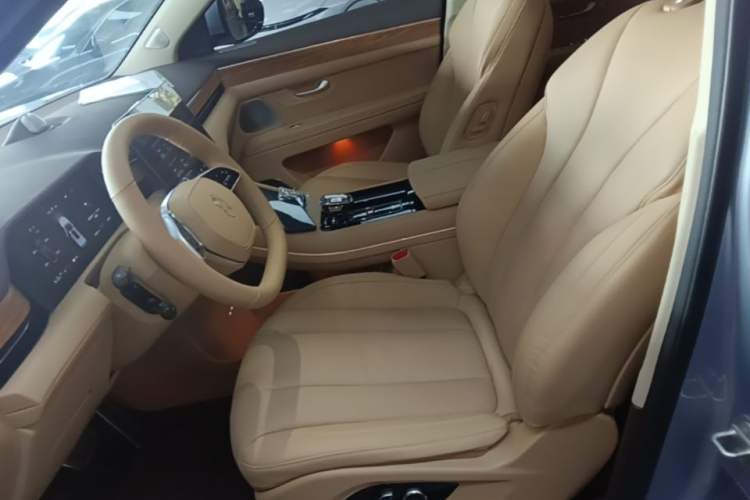 Used Hima AITO M7 2024 1.5T Intelligent Driving 4WD Max Edition 5 Seats Left Front Seat