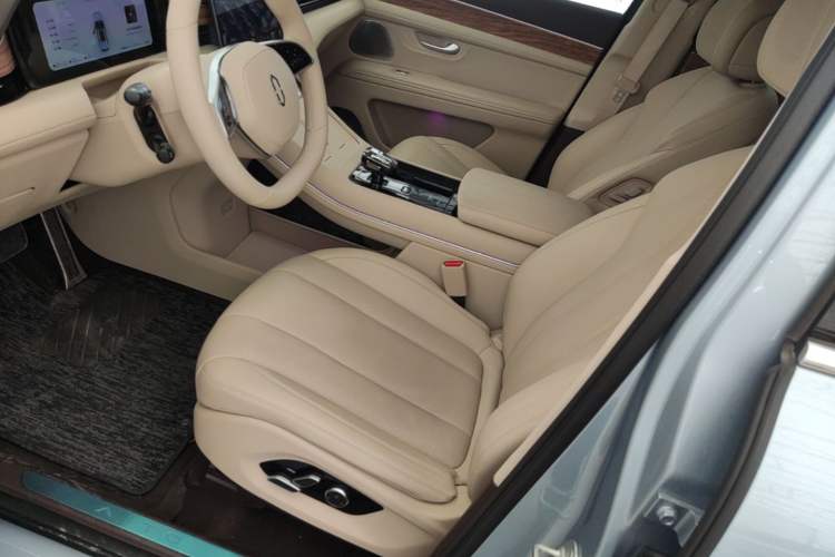 Used Hima AITO M7 2024 1.5T Intelligent Driving Rear-Drive Max Edition 5 Seats Left Front Seat