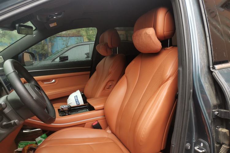 Used Hima AITO M7 2024 1.5T Intelligent Drive Rear-Drive Ultra Version 5 Seats Left Front Seat