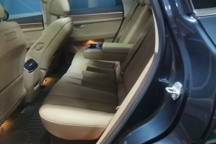 Used Hima AITO M7 2024 1.5T Intelligent Drive Rear-Drive Ultra Version 5 Seats Left Rear Seat
