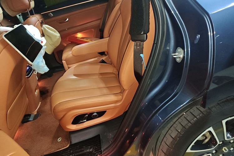 Used Hima AITO M7  Left Rear Seat